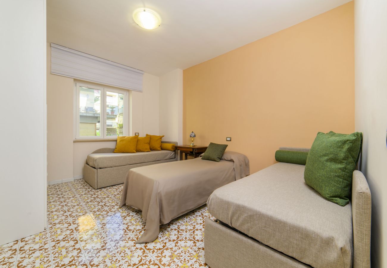 Apartment in Sorrento - Estate4home - Casa Anna 1944