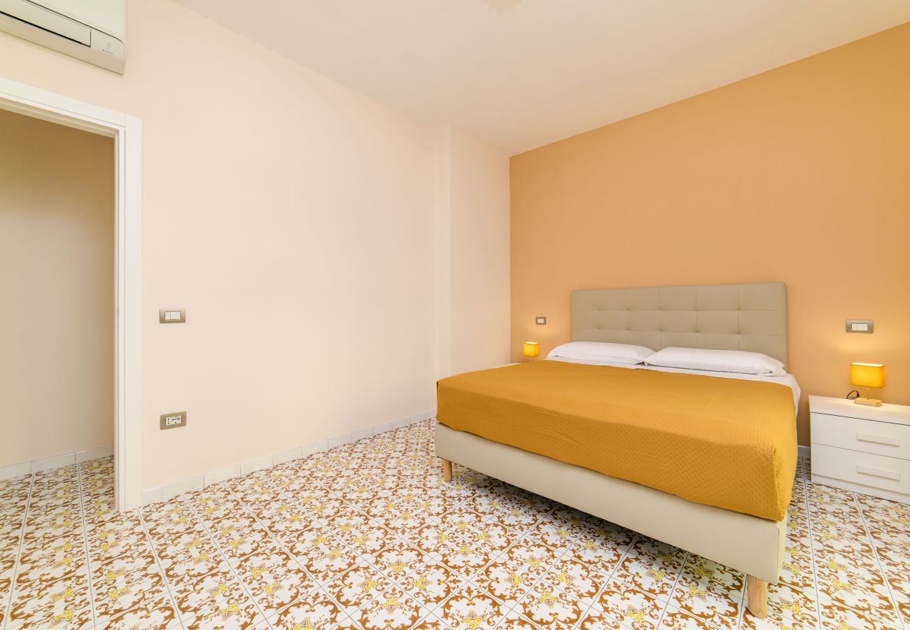 Apartment in Sorrento - Estate4home - Casa Anna 1944
