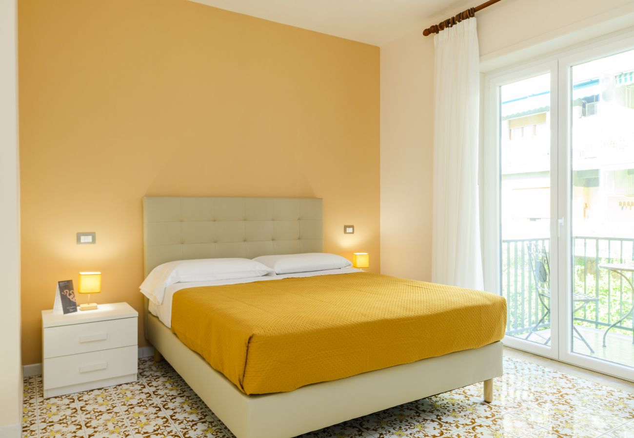 Apartment in Sorrento - Estate4home - Casa Anna 1944