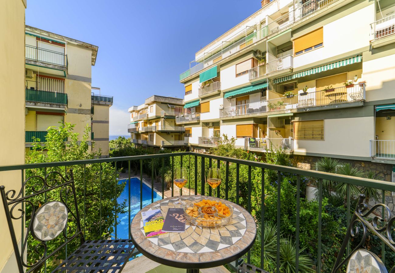 Apartment in Sorrento - Estate4home - Casa Anna 1944