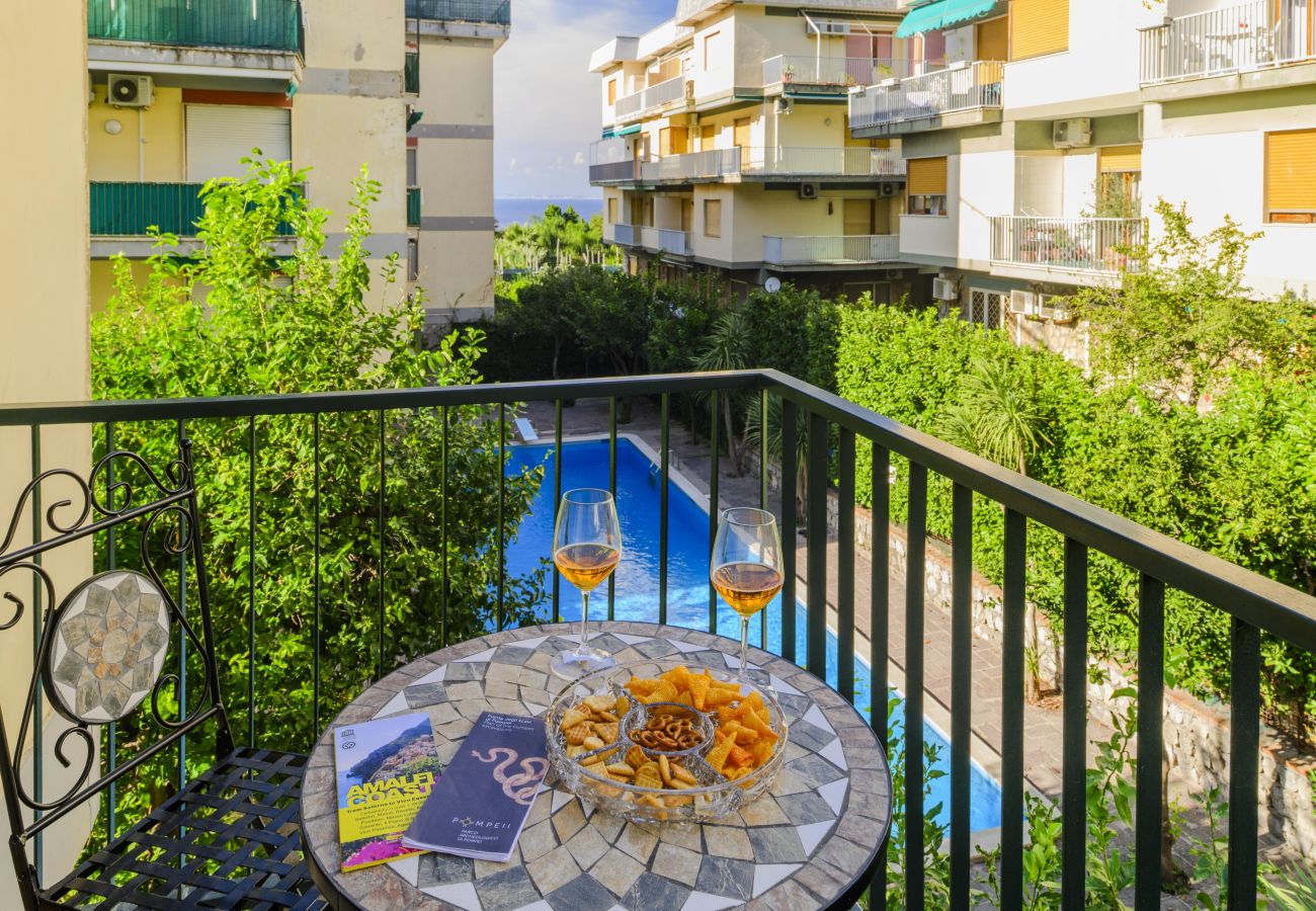 Apartment in Sorrento - Estate4home - Casa Anna 1944
