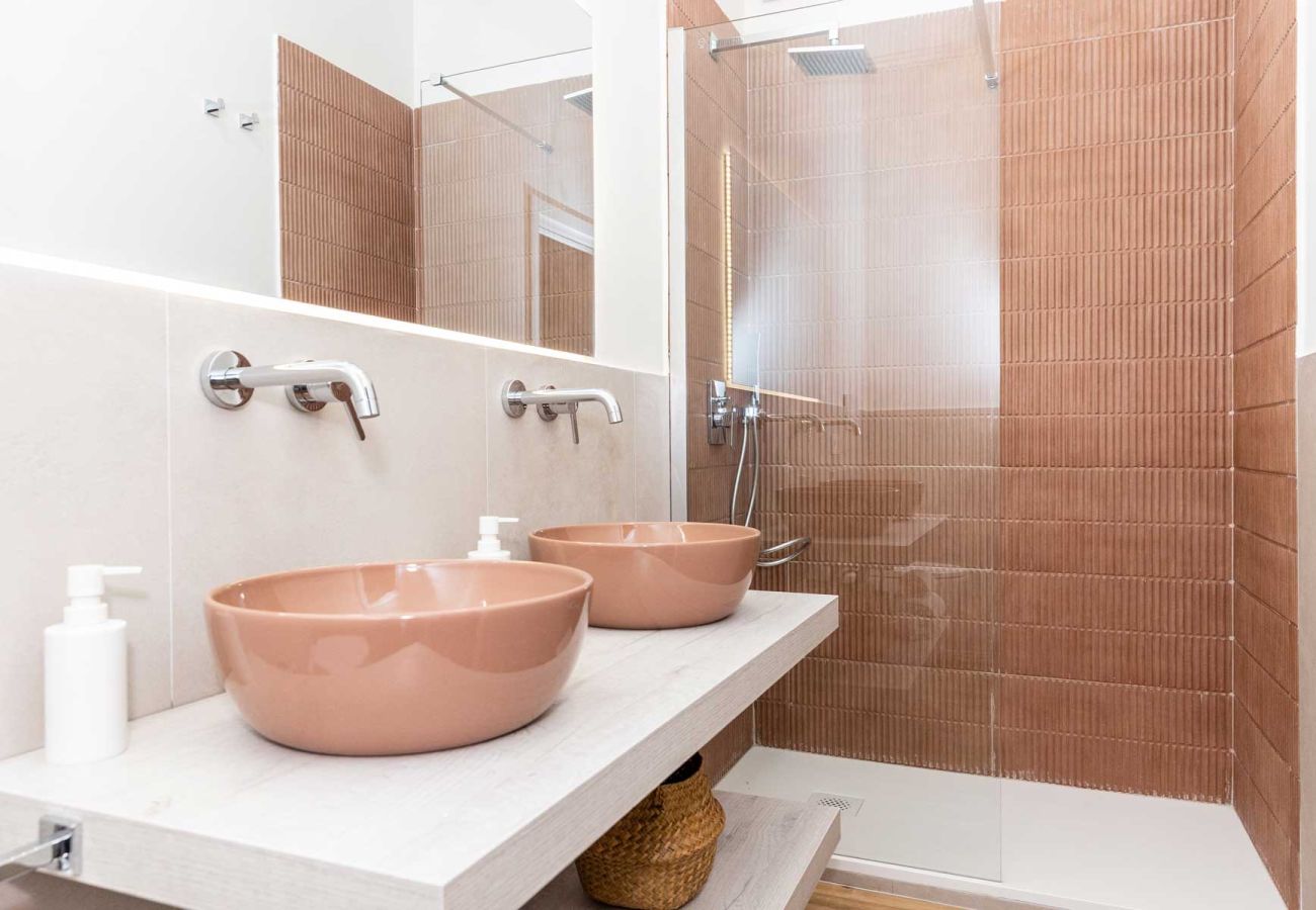 Apartment in Sorrento - Estate4home - Glee suite