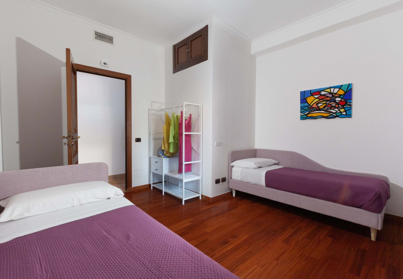 Apartment in Sorrento - Estate4home - Casa Marelia