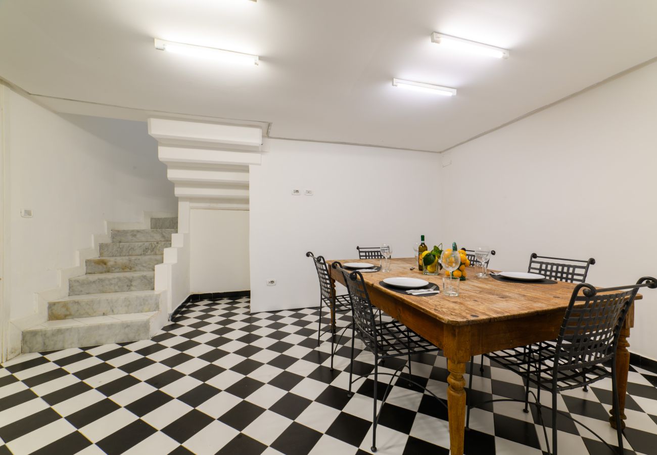 Villa in Sorrento - Muta House