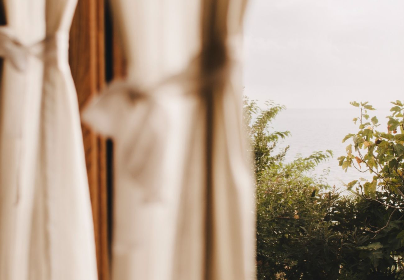 Rent by room in Praiano - Ma' Ca' - Rosso Amoroso